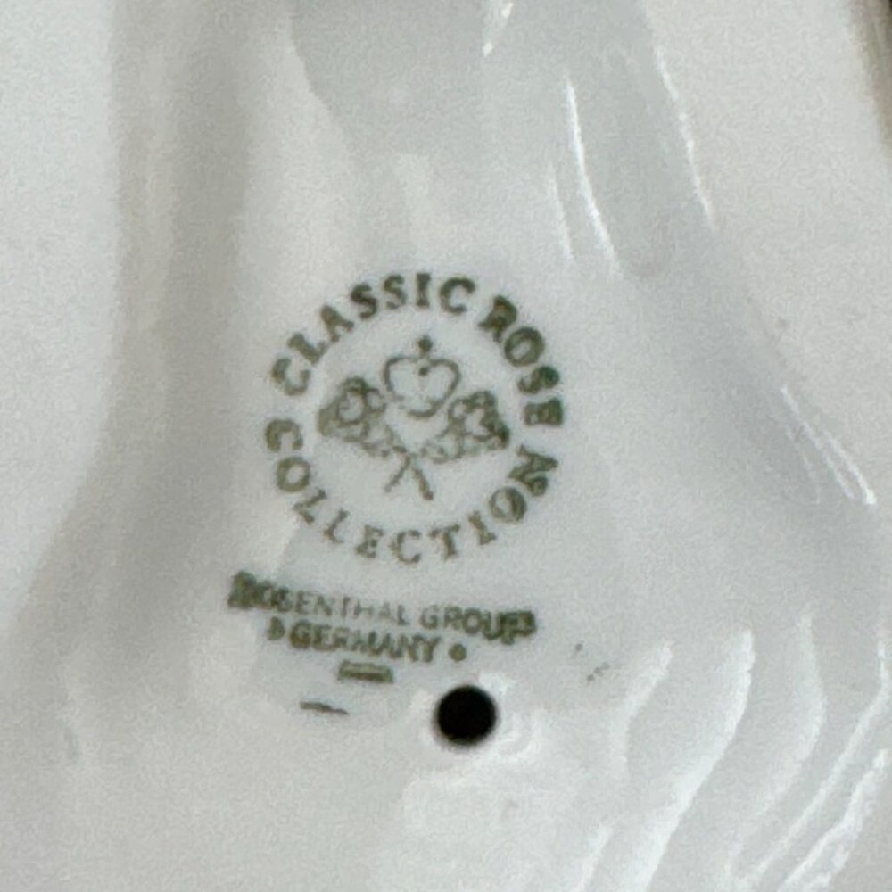 Vintage Classic Rose Collection White Porcelain Bunny Figurine Germany - Picture 2 of 2